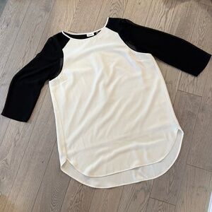 DKNYC Black and Cream Long 3/4 sleeve Tunic